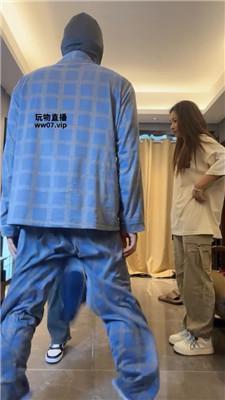 【素人抽水机】双S-运动鞋白袜女神踢踹踩 bf51783