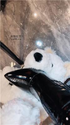 【龙妈】吐口水    250206-27