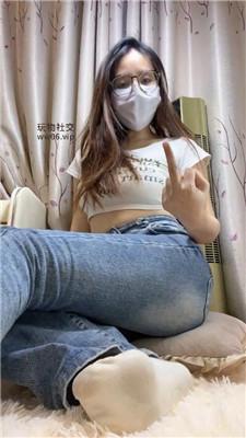 【兔牙】牛仔裤坐脸    250121-15