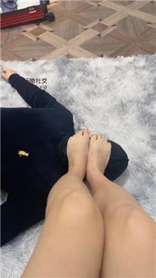 【困困】抖M男友磕头求我虐它 JS250222-37