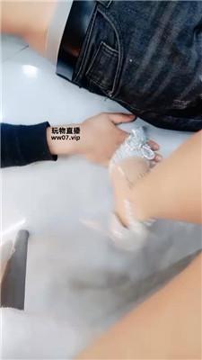 【苏苏不苏】竹子抽/电击/羞涩舔脚 JS250314-12