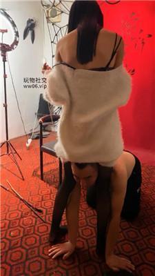 【织羊】精神小妹胯下辱-鞭打/高跟黑丝踩虐 bf49116