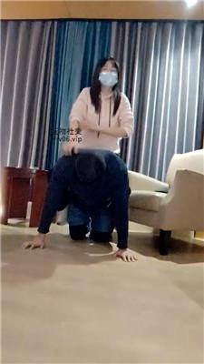 【奇了怪了】骑马骑脖强制驯化 JS250124-2