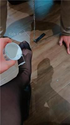 【舒苒】跪舔皮鞋及膝袜-黑丝诱惑