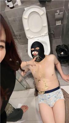 【黑兔】强制闻臭鞋/休闲鞋黑棉袜跳踩 bf49590