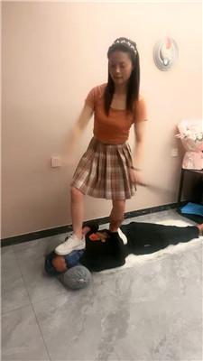 【夸梨】反绑贱奴暴力虐打踢踹【三视角版】 JS250419-12