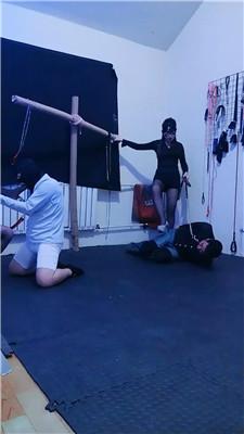 【鸿运】多女王-圈内聚会群调【双视角版】 JS250401-7