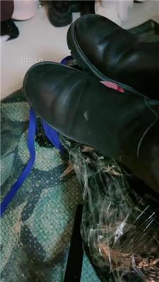 【叶子天津】木乃伊囚禁-长靴全体重踩踏-喝圣水口水