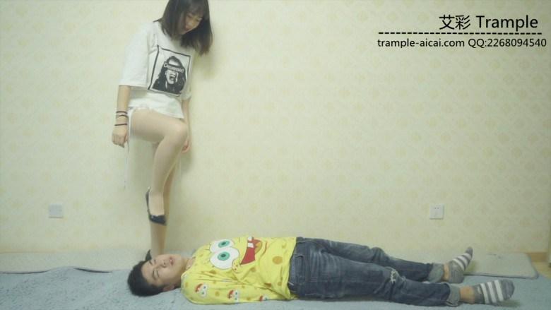 宅七跺脸半小时