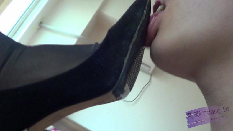 黑冰S 黑丝脚汗味面包喂食(推荐) 黑冰S 黑丝脚汗味面包喂食(推荐)