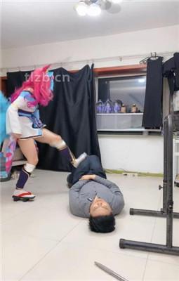 【冰诺】cos女主-动漫S-重度虐打贱奴