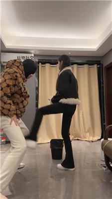 【狗哥】小白鞋白袜踩虐/转胯鞭打/坐脸窒息 bf49037