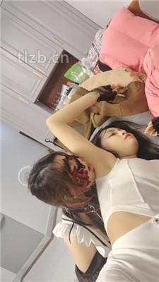 【丫丫啊】母畜-捆绑闻白袜窒息/长靴踩踏/插嘴闻腋下【双视角版】