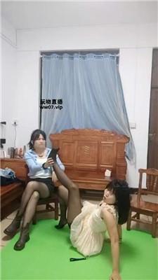 【熊宝】女神母畜-偷舔脚的下场 bf51238