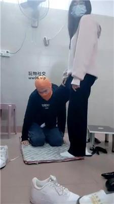 【奇了怪了】胯下鞭打狗爬/小白鞋白袜辱 JS250122-8