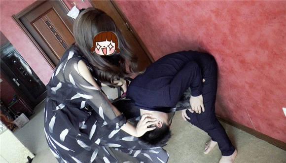 【冰时代】超模女巨人残忍踩踏压杀1米60小M