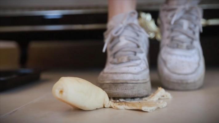 〖H.P.L栖心之栈〗—采萱竖中指羞辱POV