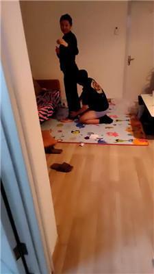 【高兴儿】亲母女S-腿绞窒息虐邻居奴 bf49472