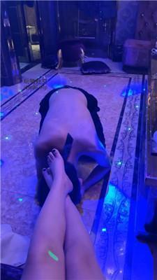 【大小姐】KTV-花钱请几个陪酒小妹虐我 JS250221-11