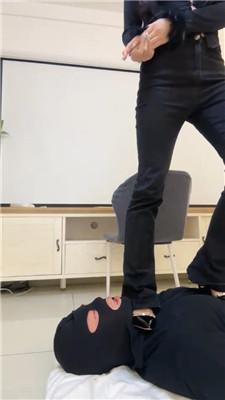 【万万】反绑抽耳光/高跟踩踏/骑马 bf51112