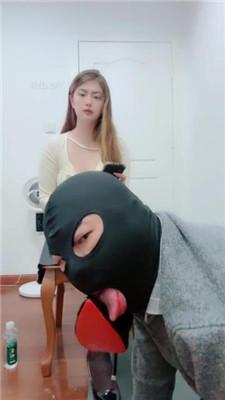 【奈奈子大人】品尝黑丝高跟jio/耳光/踩狗爪/人肉脚垫