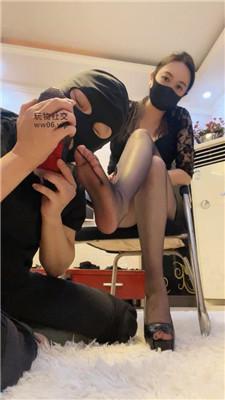 【颜主】沉浸式-高跟黑丝美腿虐杀 bf49098