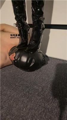 【Sera】高跟长靴碾压踩狗头 JS250508-3