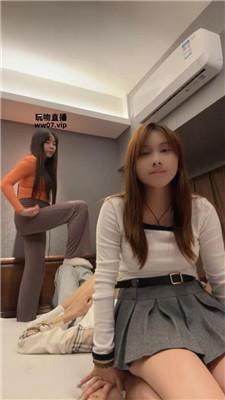 【猴哥】3S-姐妹花白袜脚跳踩【续集】 bf51357