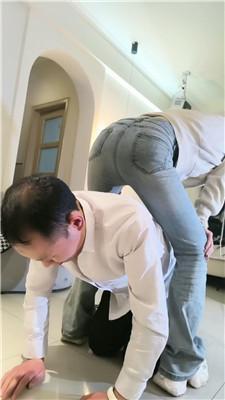 【诗琪】骑马狗爬/舔脏运动鞋 JS250315-30