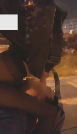 VIVI圣诞节马路边花式圣水超刺激