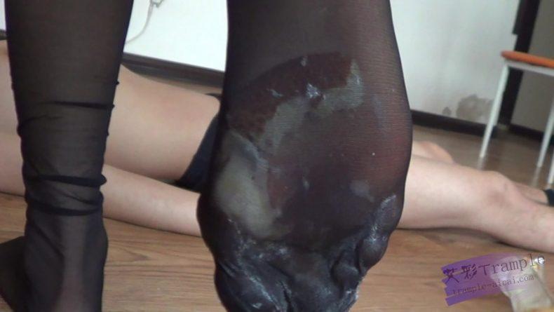 黑冰S 黑丝脚汗味面包喂食(推荐) 黑冰S 黑丝脚汗味面包喂食(推荐)