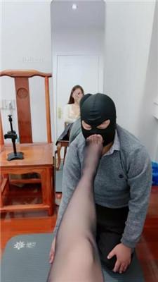 【奈奈子大人】品尝黑丝高跟jio/耳光/踩狗爪/人肉脚垫