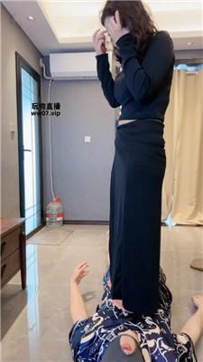 【素人抽水机】骑马转胯耳光-高跟凉鞋踩狗爪 bf52180