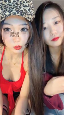 【佳佳的闺蜜】爆吸香水口水    250120-3