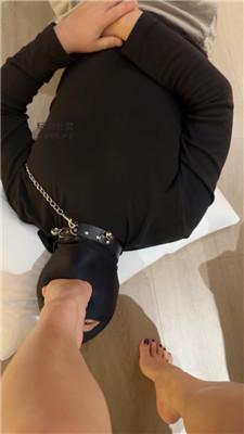 【子熙大人】沉浸式-脏鞋底裸足狂舔 JS250113-39