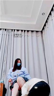 【拽拽】短裙S-肉丝美腿虐杀 JS250107-5