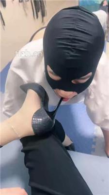 【木子大大】狗儿子舔主人的脏鞋底