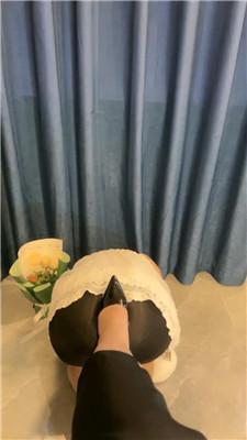 【July】母畜-超骚女神狗下跪求虐 JS250110-12