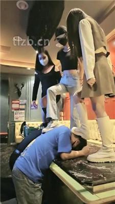 【美娜格格】圈内聚会多S多奴群调群虐【四视角版】