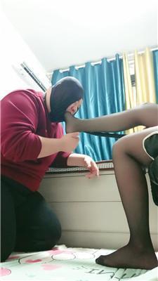 【卡罗琳】长靴黑丝踩虐废物狗【下】  JS250304-18