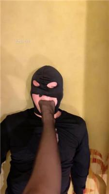 【冰爷】跪舔长靴黑丝/转胯/丝袜塞嘴踩踏