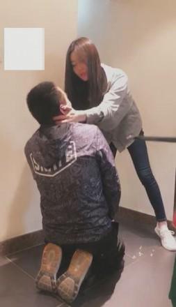 【VIVI】剧情:偷原味的猥琐邻居