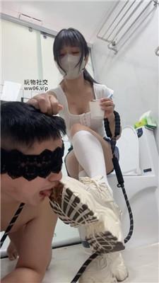 【茉狸】沉浸式清理超脏鞋底白丝 bf49619