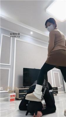 【优优sama】丝袜塞嘴/狂抽耳光/雪地靴踩踏/骑马 bf49366