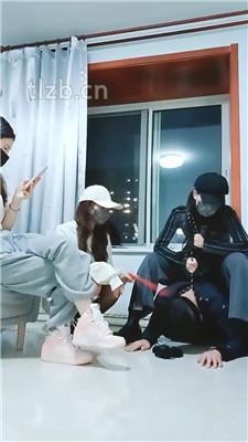 【文文文】3S素人虐打-踩踏/舔脏鞋底/头压垃圾桶【四视角版】