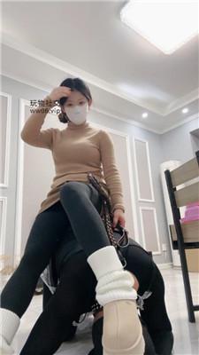 【优优sama】丝袜塞嘴/狂抽耳光/雪地靴踩踏/骑马 bf49366