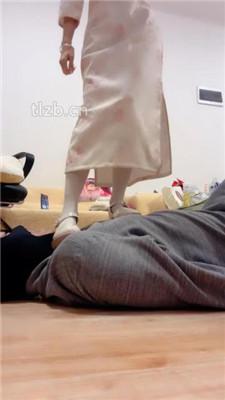 【奶味小仙女】洛丽塔S-皮鞋白袜踩虐哥哥-脚底喂食