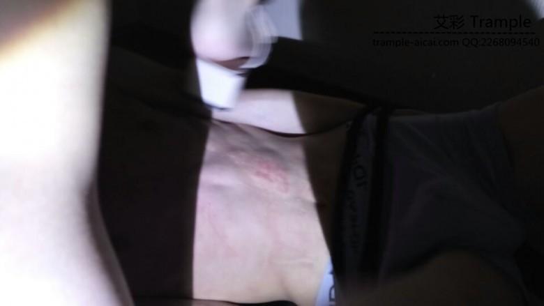 鸽宝原创高跟凉鞋暴力虐19岁高中生(2) 鸽宝原创高跟凉鞋暴力虐19岁高中生(2)