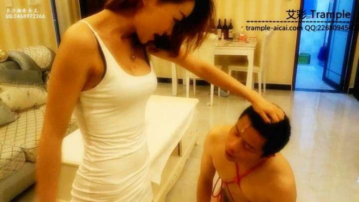 〖湘香女王〗圈养奴一整天的卑微命运