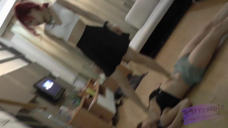 黑冰女神 极度侮辱残虐母狗（强烈推荐）